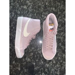 Nike Blazer Mid 77 Violet Women’s Sz 5